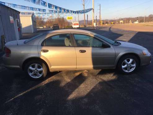 2004 Dodge Stratus - cars & trucks - by owner - vehicle automotive... for sale in Galesville, WI