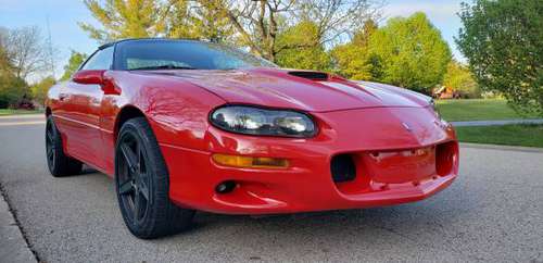 2001 Chevy Camaro SS 69k Miles 6 Speed Manual transmission - cars & for sale in Barrington, IL