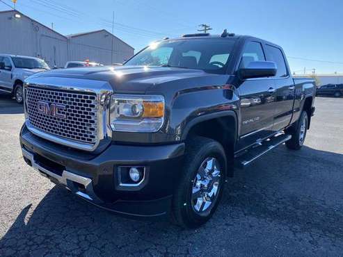 GMC Sierra 2500 HD Crew Cab - BAD CREDIT BANKRUPTCY REPO SSI RETIRED... for sale in Harrisonville, MO