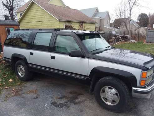 Chevy suburban 1500 - cars & trucks - by owner - vehicle automotive... for sale in Plattsburgh, NY