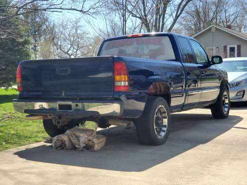 2000 gmc 1500 4x4 ext cab sb - cars & trucks - by owner - vehicle... for sale in Battle Creek, MI