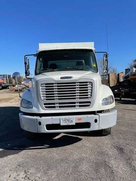 2011 Freightliner Business Class M2 for sale in Lenoir City, TN