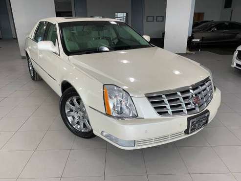 2008 Cadillac DTS Luxury III - - by dealer - vehicle for sale in Springfield, IL