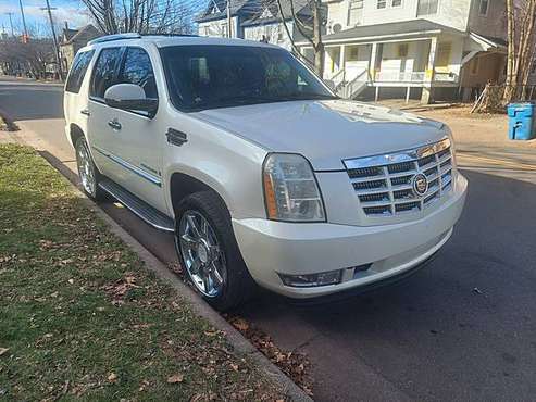 2007 Cadillac Escalade EXT AWD - cars & trucks - by owner - vehicle... for sale in Kalamazoo, MI