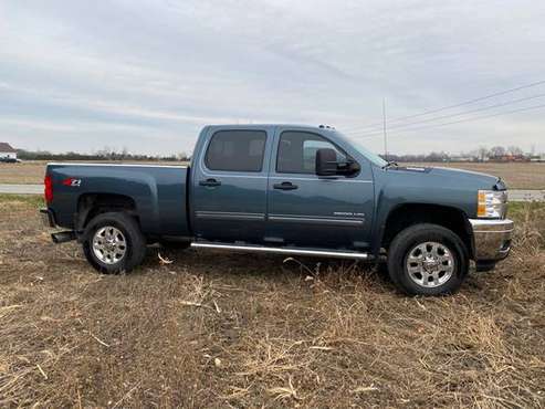 2013 Chevy 2500 LT 4x4, CCSB Duramax clean - cars & trucks - by... for sale in Mc Comb, OH