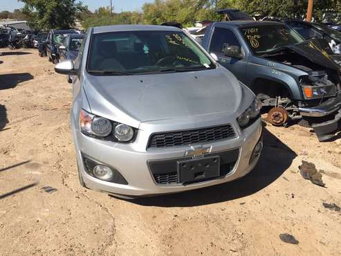2012 CHEVY SONIC SILVER for sale in Kennedale, TX