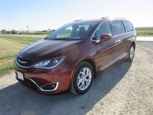 2020 Chrysler Pacifica Touring L 17,637 Miles - $28,900 - cars &... for sale in Colfax, IA
