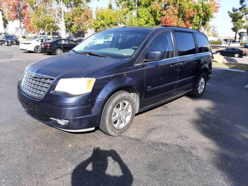 2008 Chrysler Town & Country touring - cars & trucks - by owner -... for sale in San Diego, CA