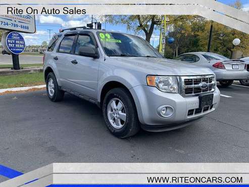 2009 Ford Escape XLT - cars & trucks - by dealer - vehicle... for sale in Jackson, MI