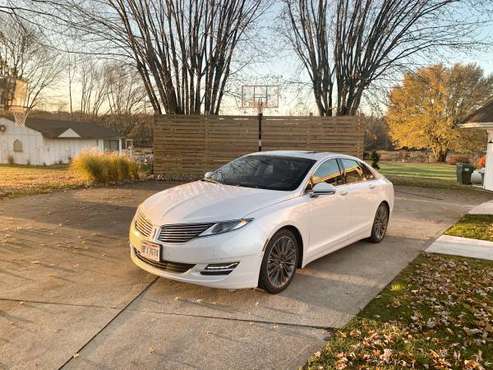 Lincoln MKZ Hybrid - cars & trucks - by owner - vehicle automotive... for sale in East Canton, OH