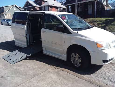van wheelchair accessible 2010 - cars & trucks - by owner - vehicle... for sale in Arnold, PA