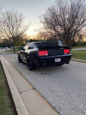 2005 Ford Mustang GT - cars & trucks - by owner - vehicle automotive... for sale in Burlington, WI