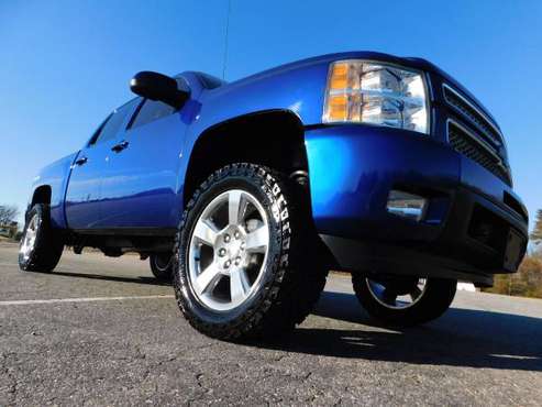 LIFTED 13 CHEVY SILVERADO 1500 LTZ CREW 4X4 LEATHER *NEW 33X12.50... for sale in KERNERSVILLE, NC