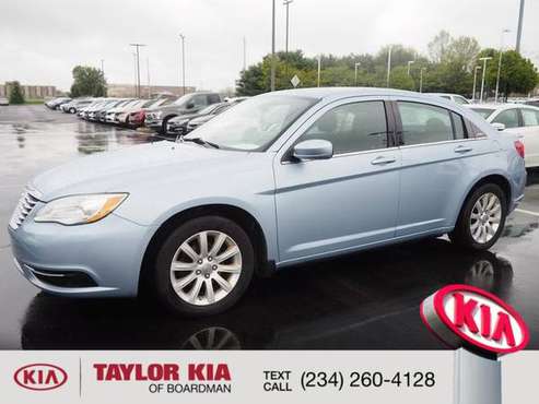 2013 Chrysler 200 Touring - - by dealer - vehicle for sale in Youngstown, OH