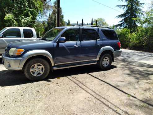 2002 Toyota sequoia SR5 V8 4wd for sale in Willits, CA
