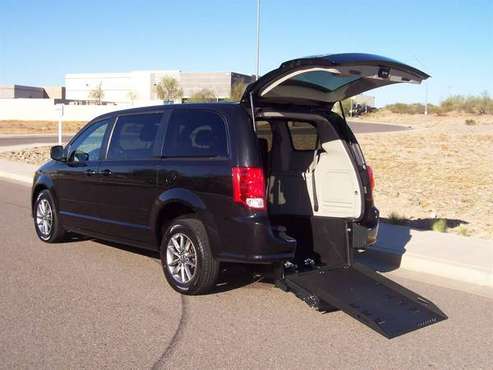 2016 Dodge Grand Caravan SE Plus Wheelchair Handicap Mobility Van Best for sale in Phoenix, AZ