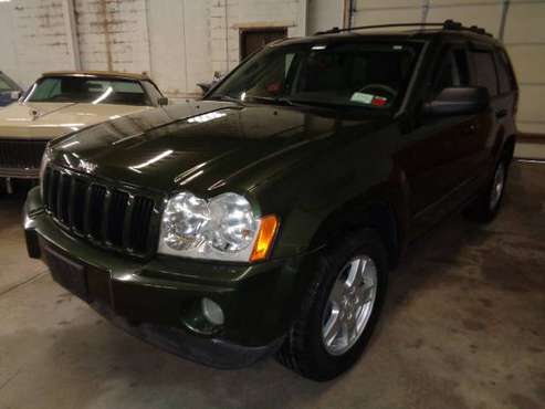 2007 JEEP GRAND CHEROKEE LAREDO 68k miles - cars & trucks - by owner... for sale in Clarence Center, NY