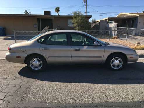 FORD TAURUS GARAGED KEPT SELLING CHEAP TODAY for sale in Dearing, NV