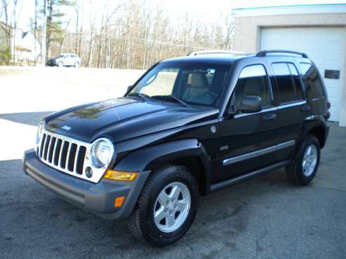 Jeep Liberty 4X4 65th anniversary edition Sunroof 1 Year for sale in Hampstead, MA