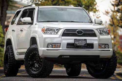 2010 TOYOTA 4RUNNER 4X4 SR5 LIFTED UPGRADED WHEELS M/T TIRES - cars... for sale in Portland, OR