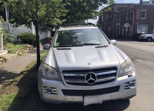 2007 MERCEDES BENZ GL320 - cars & trucks - by owner - vehicle... for sale in Swampscott, MA