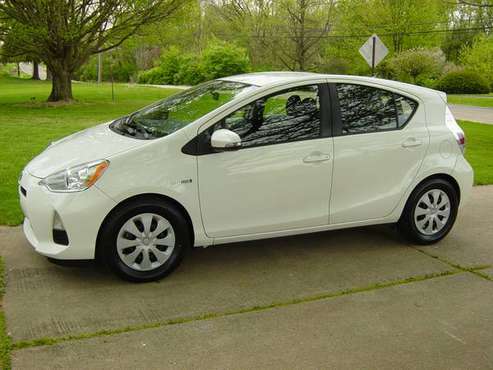 2013 TOYOTA PRIUS C ONE - - by dealer - vehicle for sale in Middletown, OH