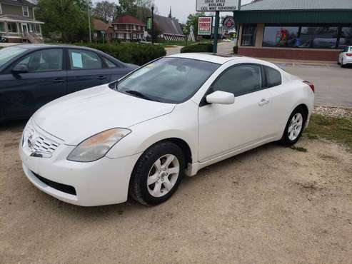 2009 Nissan Altima 2 5 S Cpe - - by dealer - vehicle for sale in Waverly, IA