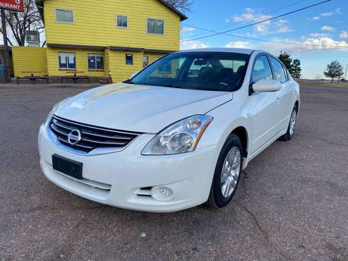 2012 NISSAN ALTIMA S - cars & trucks - by owner - vehicle automotive... for sale in Colorado Springs, CO