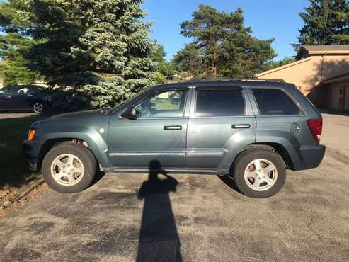 2007 Jeep Grand Cherokee Limited 4X4 Flex Fuel - cars & trucks - by... for sale in West Bloomfield, MI