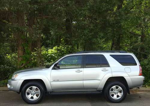 Titanium Silver 2004 Toyota 4Runner SR5/1 Owner/4x4/Tow for sale in Raleigh, NC