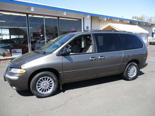 1999 CHRYSLER TOWN & COUNTRY VAN AWD 158K - - by for sale in Longview, WA
