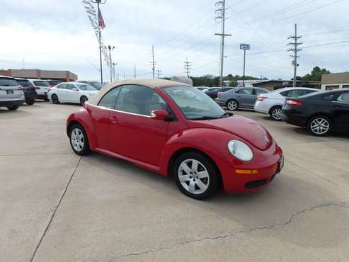 2007 Volkswagen VW New Beetle Convertible 2.5 - cars & trucks - by... for sale in Bonne Terre, IL