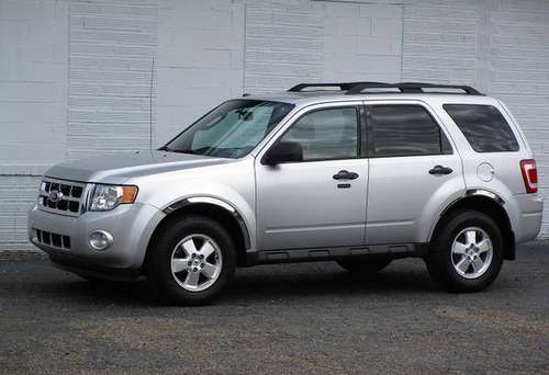 ** 2012 Ford Escape XLT with Moon Roof Nice SUV with All Wheel Drive... for sale in Minerva, OH
