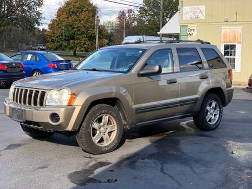 2005 Jeep Grand Cherokee - 4wd - cars & trucks - by dealer - vehicle... for sale in Abbottstown, PA
