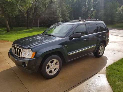 2005 Jeep grand Cherokee limited 4x4 for sale in Walled Lake, MI