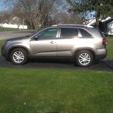 2015 Kia Sorento LX AWD - cars & trucks - by owner - vehicle... for sale in West Islip, NY