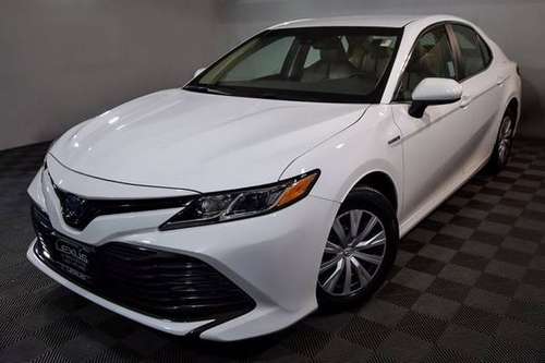 2018 Toyota Camry Hybrid Electric LE Sedan - cars & trucks - by... for sale in Bellevue, WA
