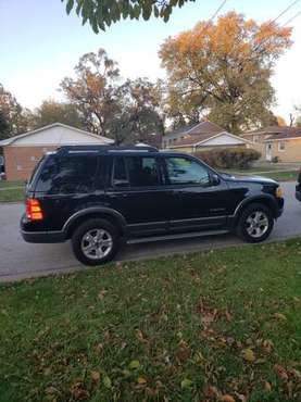 2005 Ford Explorer - cars & trucks - by owner - vehicle automotive... for sale in Midlothian, IL