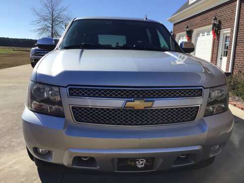 Chevrolet Suburban LTZ 4WD 2013 - cars & trucks - by owner - vehicle... for sale in Ayden, NC