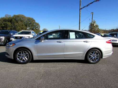 2016 Ford Fusion SE - cars & trucks - by dealer - vehicle automotive... for sale in Mooresvile, NC