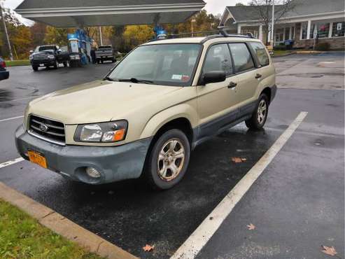 04 subaru forester awd (automatic,) - cars & trucks - by dealer -... for sale in Montgomery, NY