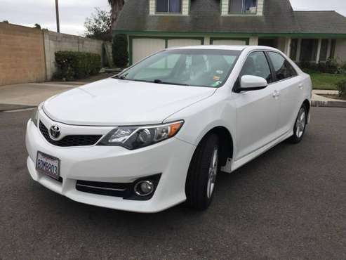 2014 Toyota Camry SE Origi One Owner White Look & Runs Like New... for sale in Fountain Valley, CA