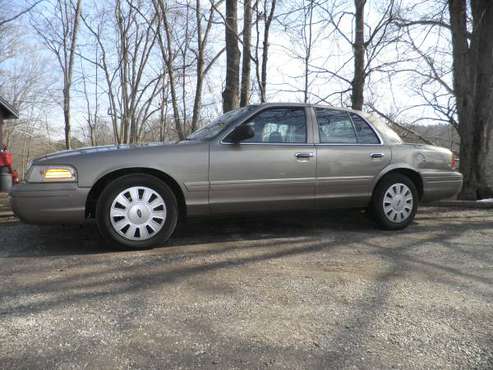 2008 Ford Crown Victoria 51k miles for sale in Collinsville, CT