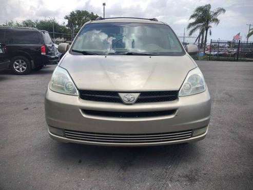 2004 Toyota Sienna XLE Minivan 4D *LARGE SELECTION OF CARS * for sale in Miami, FL