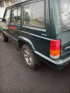 99 Jeep Cherokee classic - cars & trucks - by dealer - vehicle... for sale in Falls Church, District Of Columbia