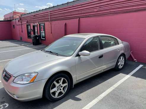 2004 Nissan Altima SE for sale in Louisville, KY
