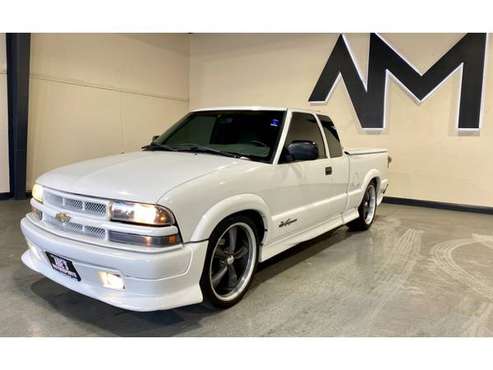 2001 CHEVROLET S-10 EXT CAB 123 WB - cars & trucks - by dealer -... for sale in Sacramento , CA