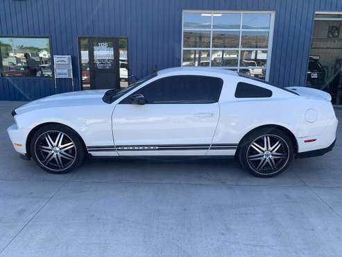 ★★★ 2012 Ford Mustang Premium / Black Leather / ONLY 96k Miles! ★★★... for sale in Grand Forks, ND