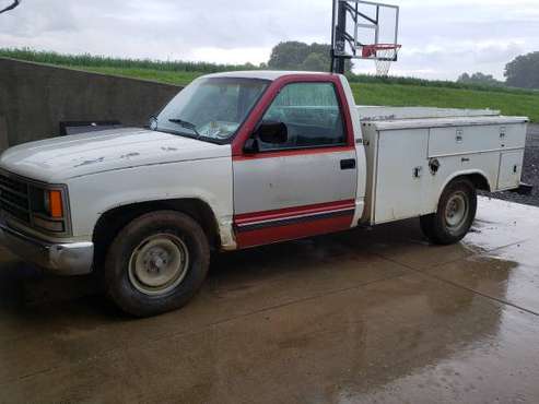 1988 Chevy 2500 for sale in Bloomfield, IN