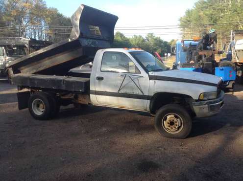 1999 Dodge 3500 Dump Truck for sale in Boston, MA